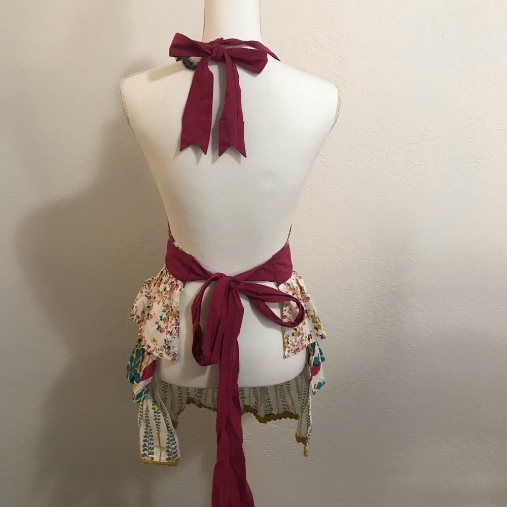 Halter Style Apron - Picture 3 of 3